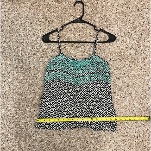 Shirt - Picture 2 of 4